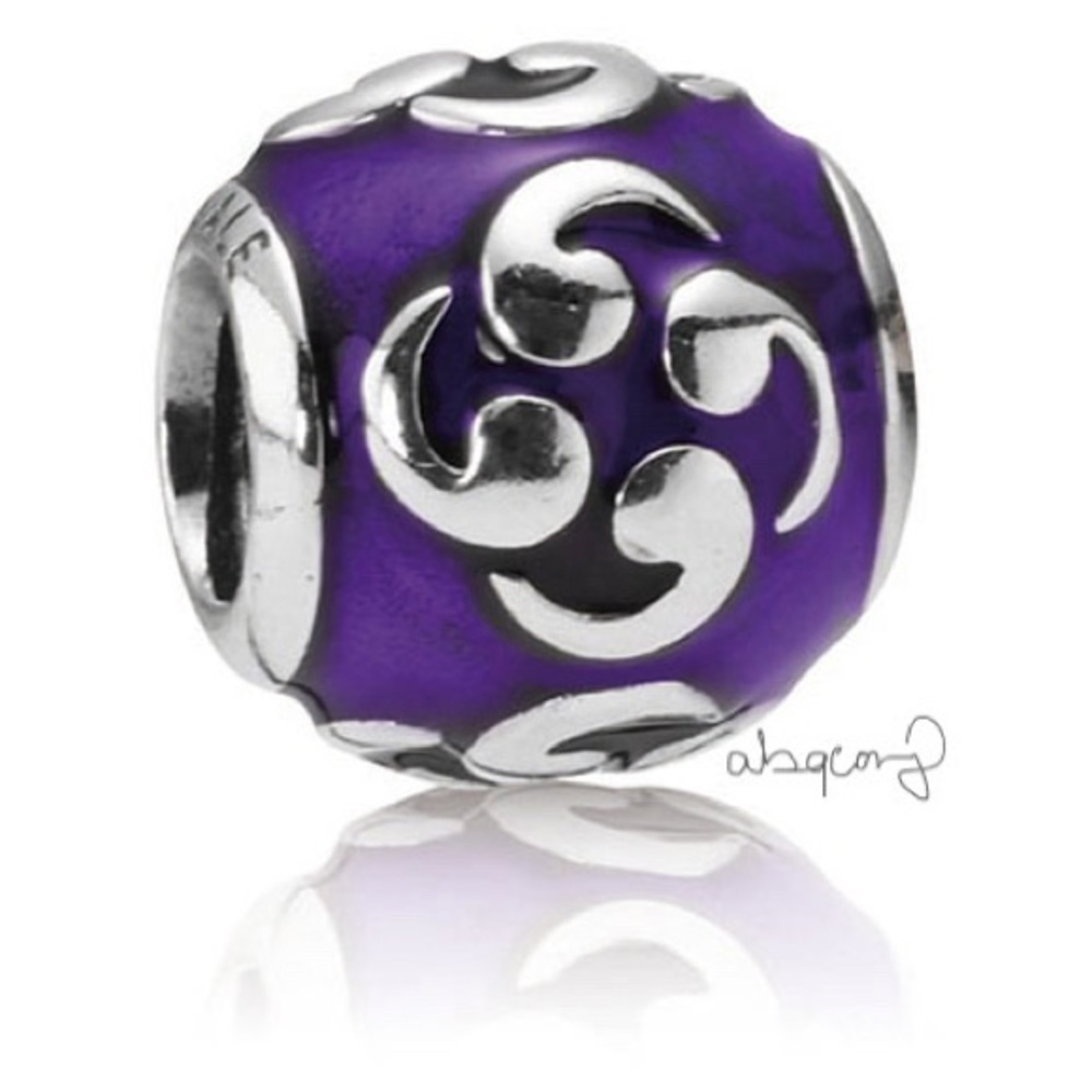 EUC Pandora 790491EN13 Sterling Silver Zen Purple Enamel Charm